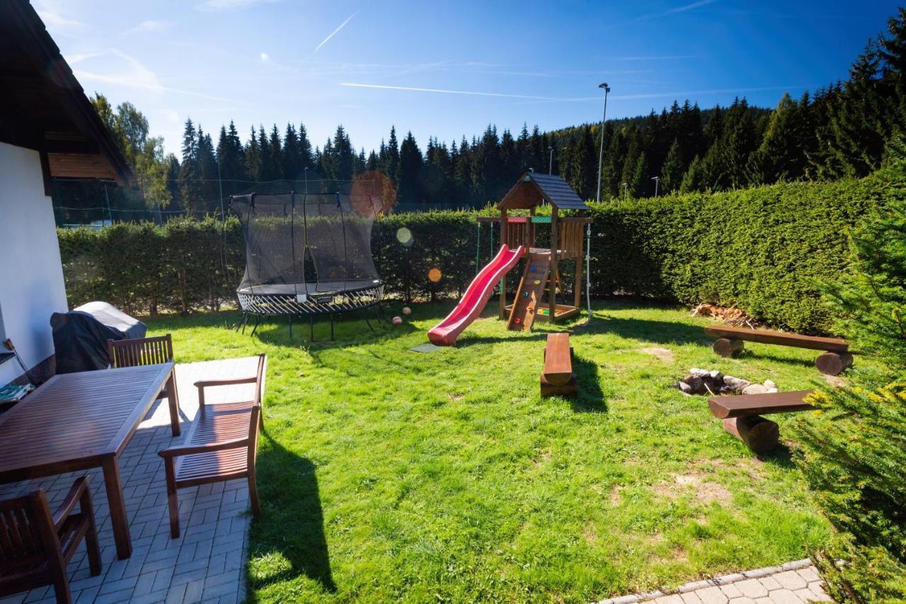 Vila Sekvoj Harrachov Exteriör bild